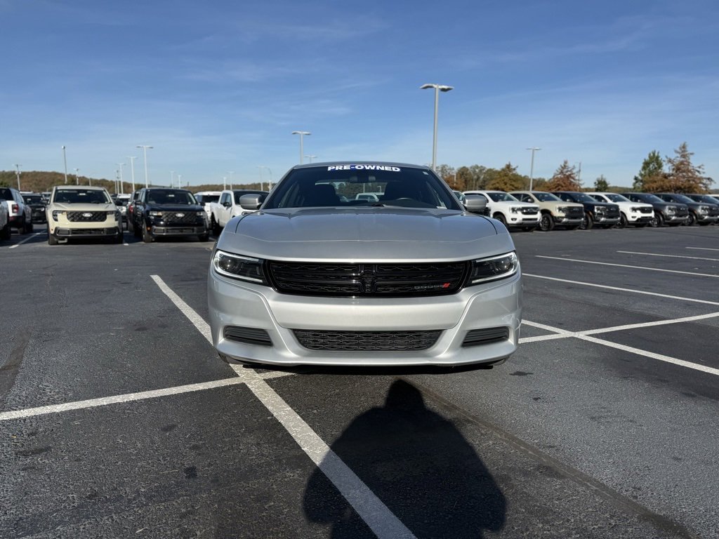 Used 2022 Dodge Charger SXT image 2