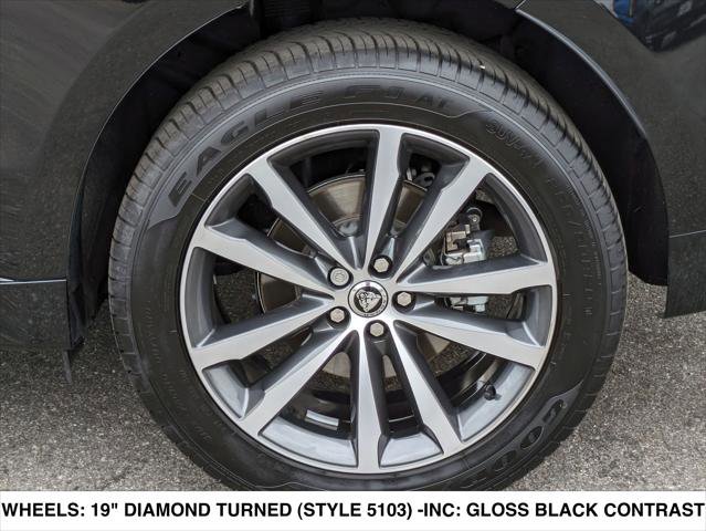 Used 2024 Jaguar F-PACE R-Dynamic S image 9