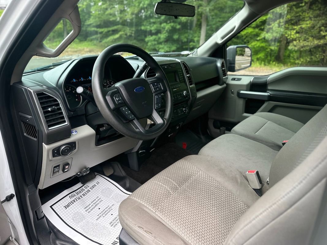 Used 2016 Ford F150 XLT w/ Trailer Tow Package image 7