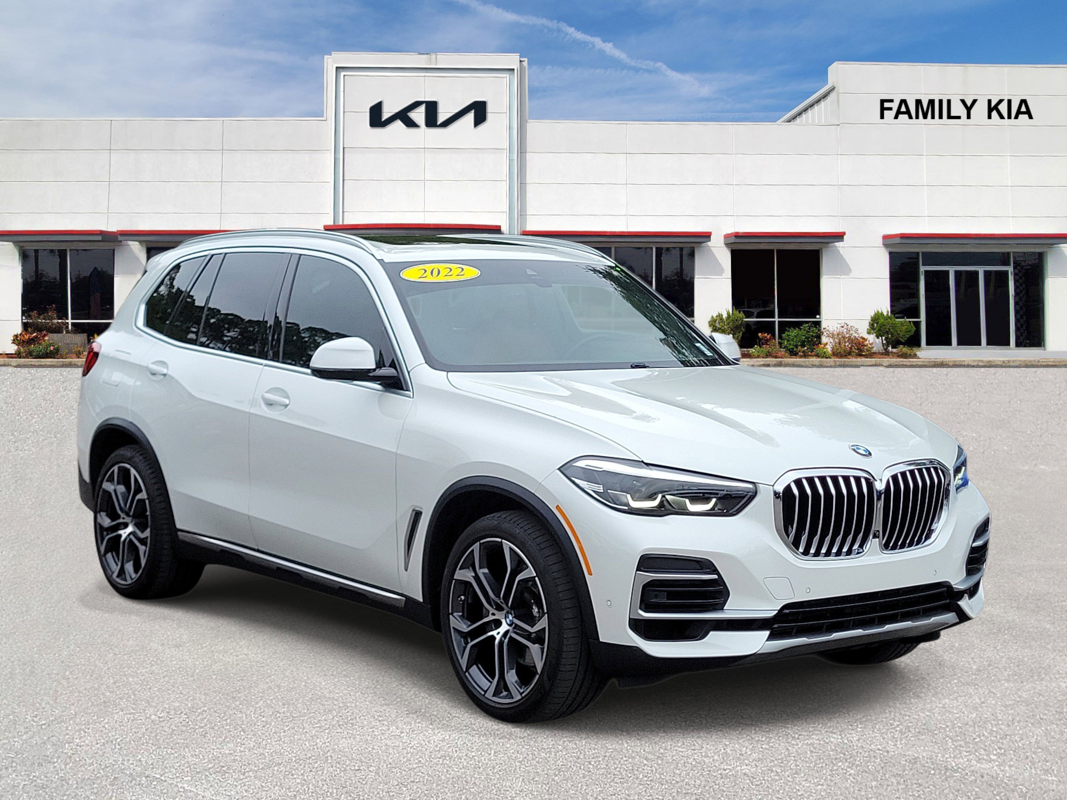 Used 2022 BMW X5 xDrive40i w/ Premium Package