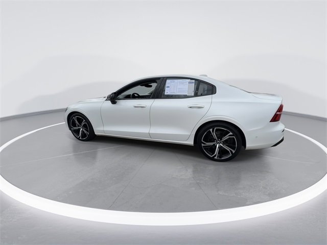 Used 2024 Volvo S60 B5 Plus image 6