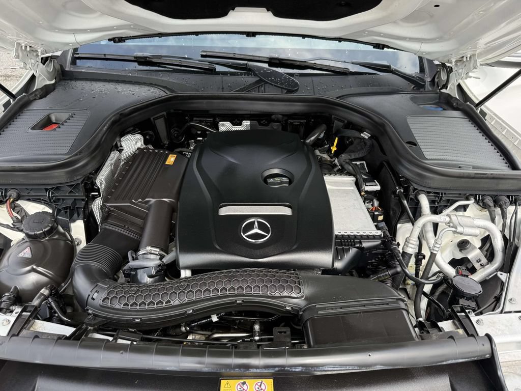 Used 2017 Mercedes-Benz GLC 300 4MATIC image 27