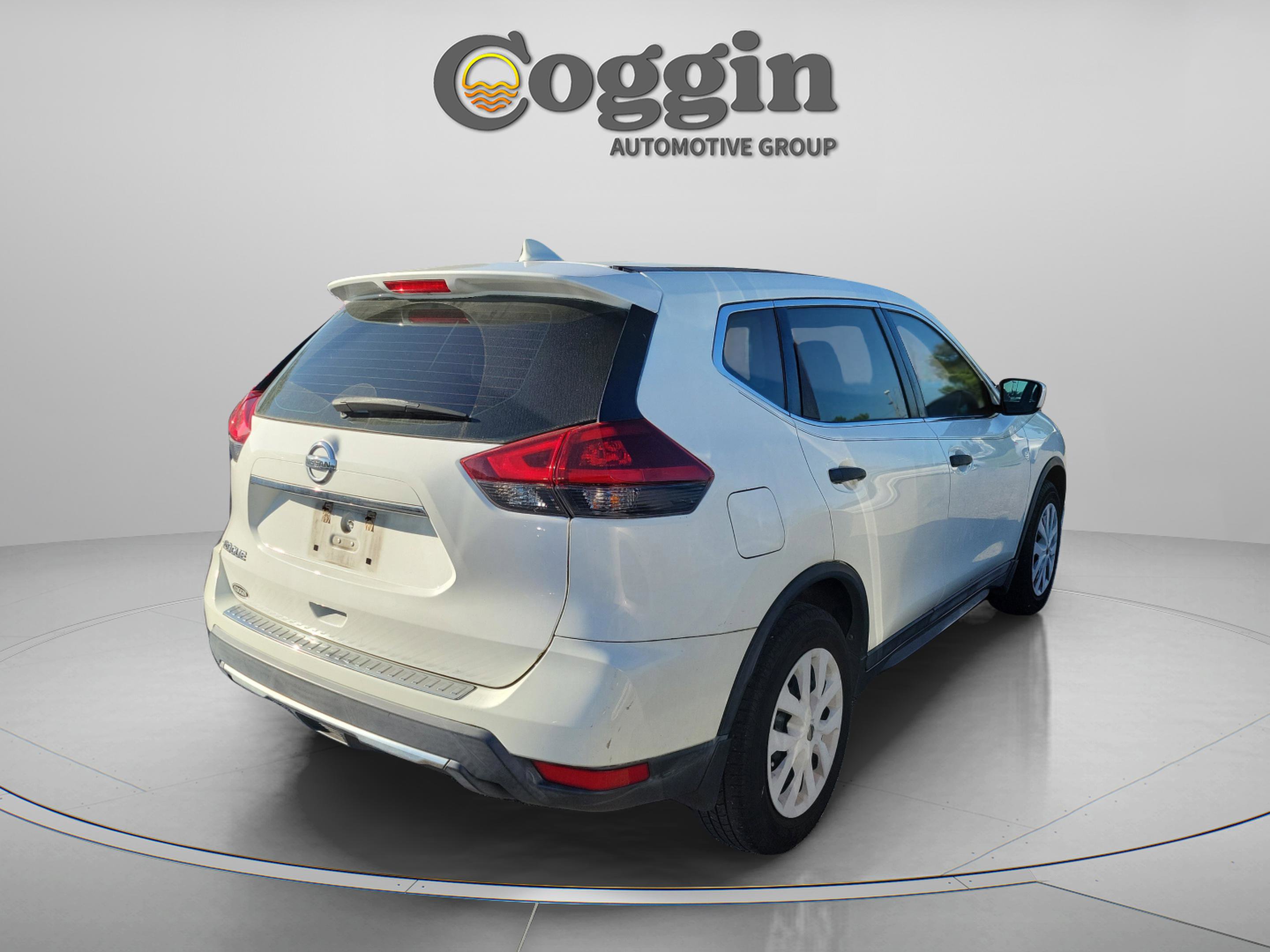 Used 2018 Nissan Rogue S FWD image 8