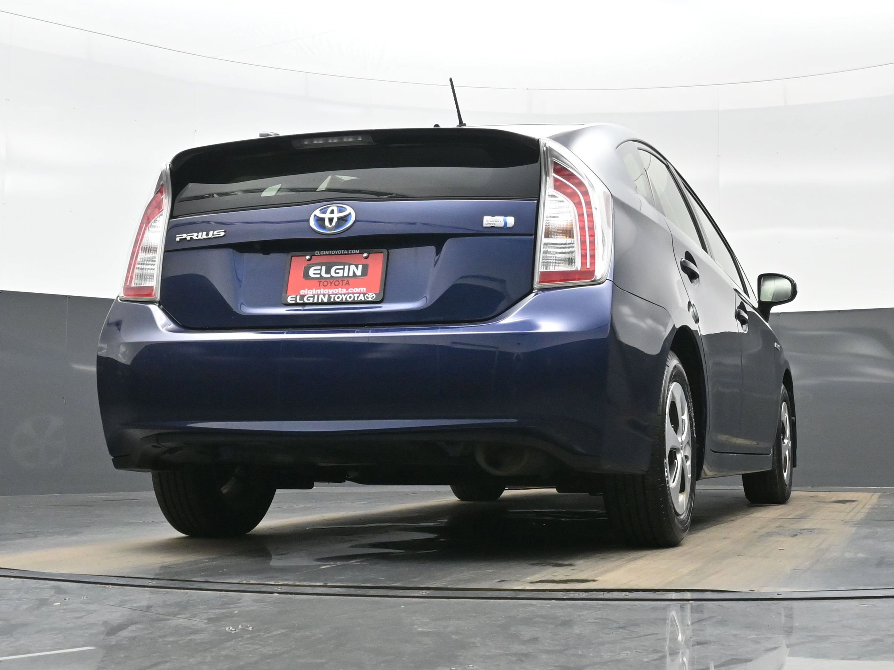 Used 2015 Toyota Prius Two FWD image 30