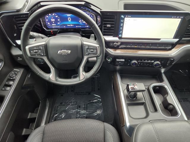 Used 2024 Chevrolet Silverado 1500 LT Trail Boss w/ Convenience Package II AWD/4WD image 29