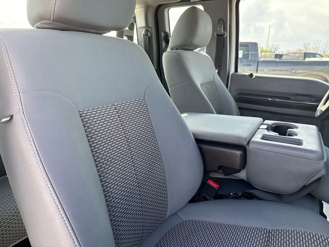 Used 2012 Ford F250 XL w/ Snow Plow Prep Pkg AWD/4WD image 15