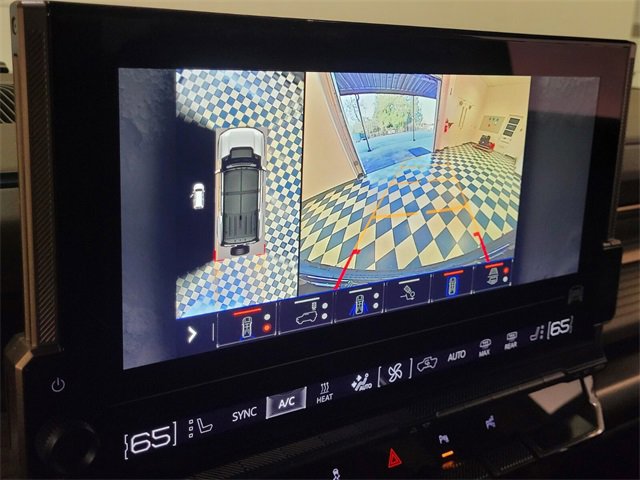 Used 2024 GMC Hummer EV 2X image 18