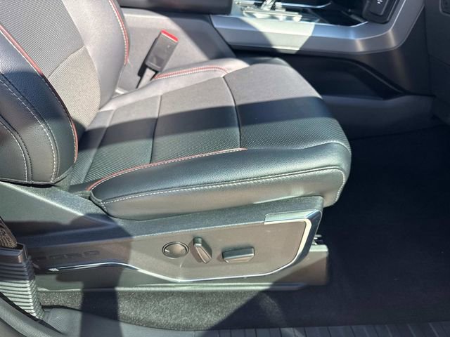 Used 2023 Ford F150 Lariat w/ Trailer Tow Package image 17