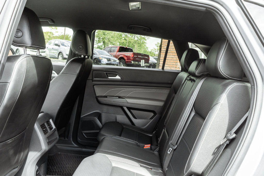 Used 2022 Volkswagen Atlas Cross Sport SE AWD/4WD image 26
