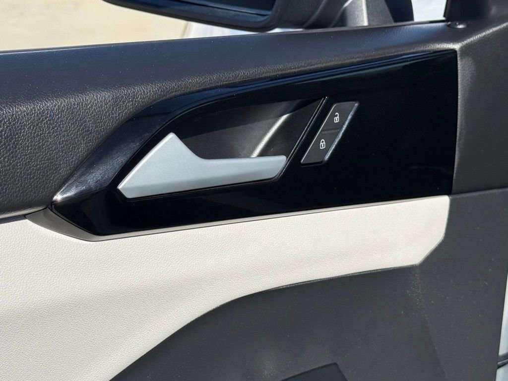 New 2026 Volkswagen Taos S image 11