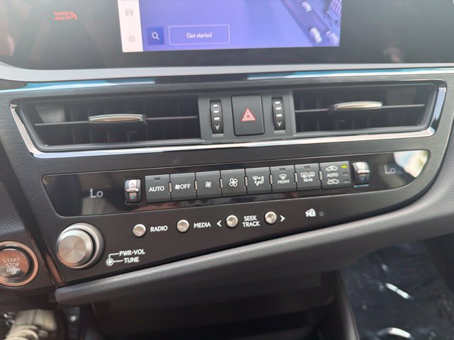 Certified 2025 Lexus ES 350 w/ Accessory Package (Z2) FWD image 17