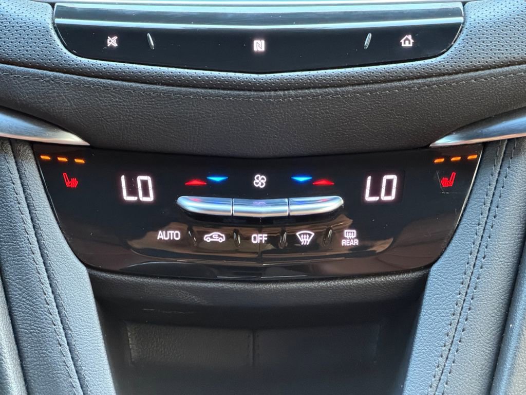 Used 2021 Cadillac XT5 Premium Luxury FWD image 13
