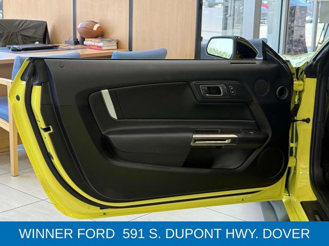 Certified 2021 Ford Mustang Shelby GT500 w/ Technology Package image 14