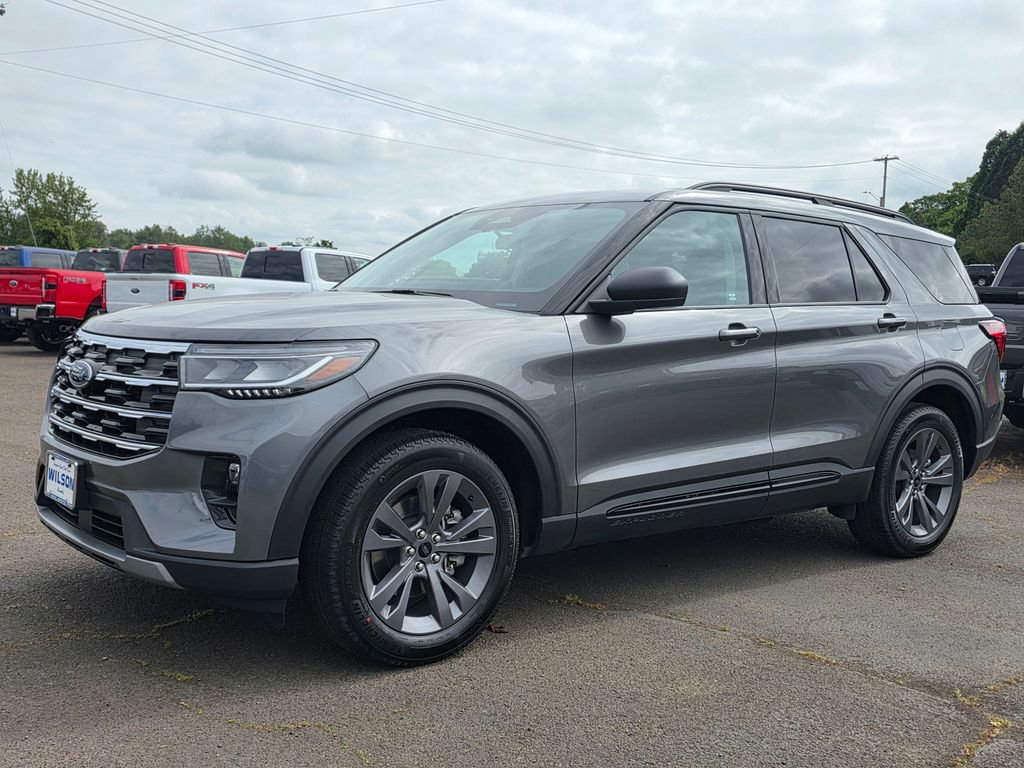 New 2026 Ford Explorer Active w/ Active Comfort Package AWD/4WD image 1