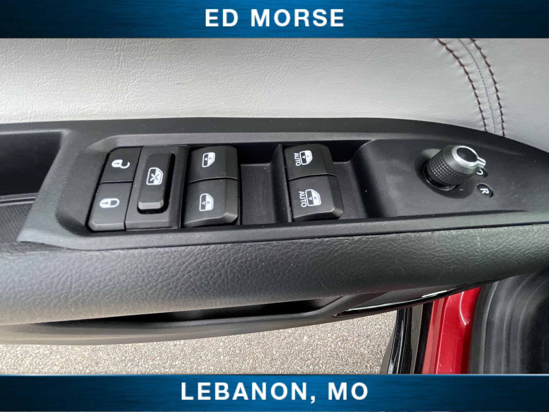 Used 2025 Jeep Compass Limited w/ Elite Group AWD/4WD image 22