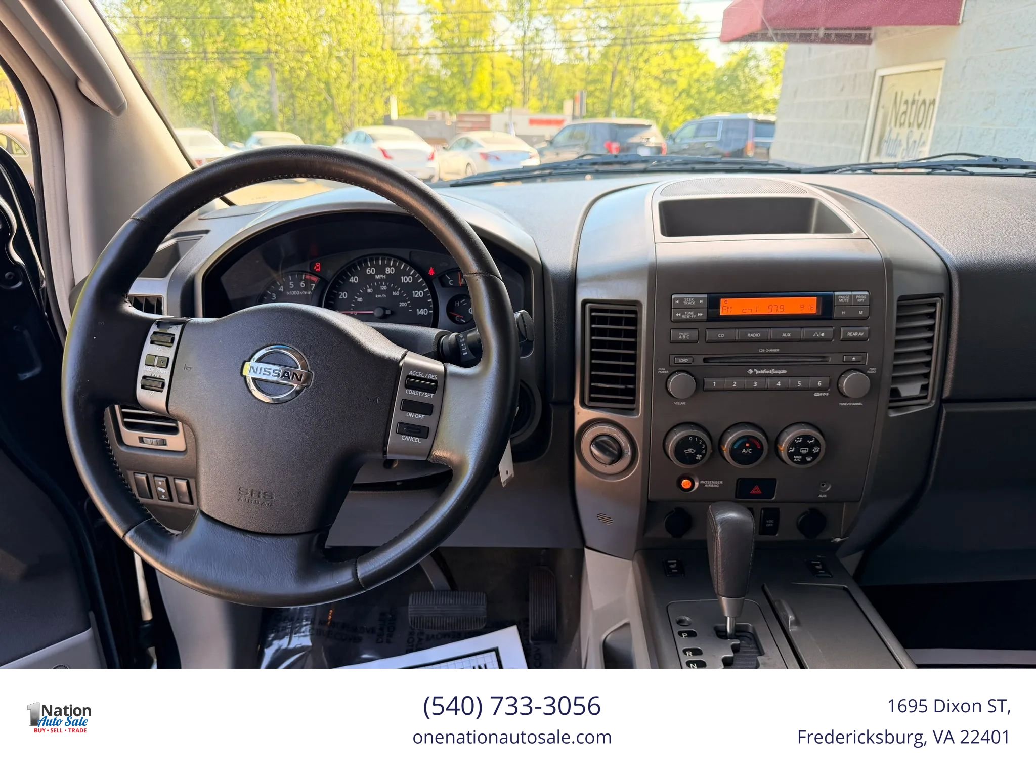 Used 2004 Nissan Titan LE w/ (Tow) Big Tow Pkg image 10