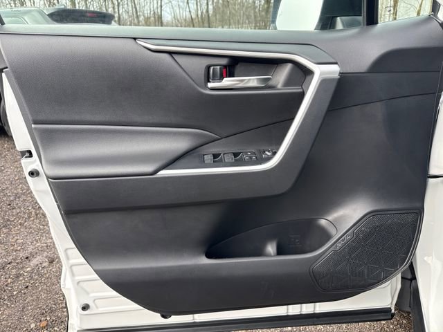 Used 2024 Toyota RAV4 XLE image 21