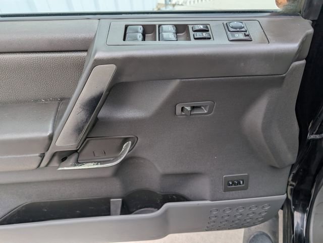 Used 2006 Nissan Titan LE w/ (R02) LE Off-Road Pkg image 8