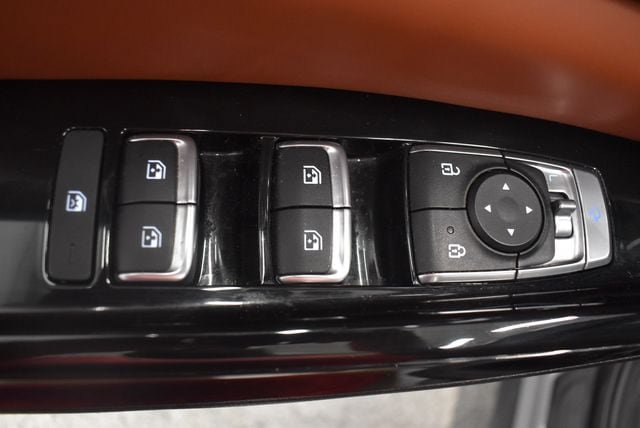 Used 2022 Kia Carnival SX Prestige FWD image 21