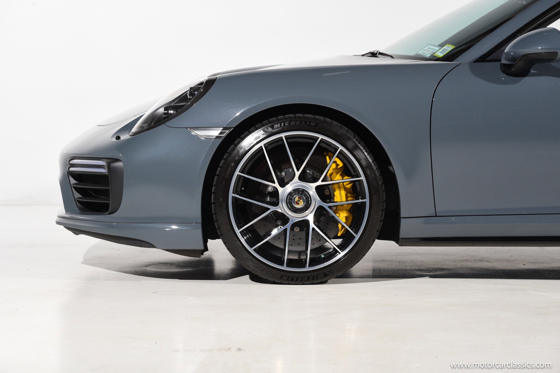 Used 2018 Porsche 911 Turbo S AWD/4WD image 16