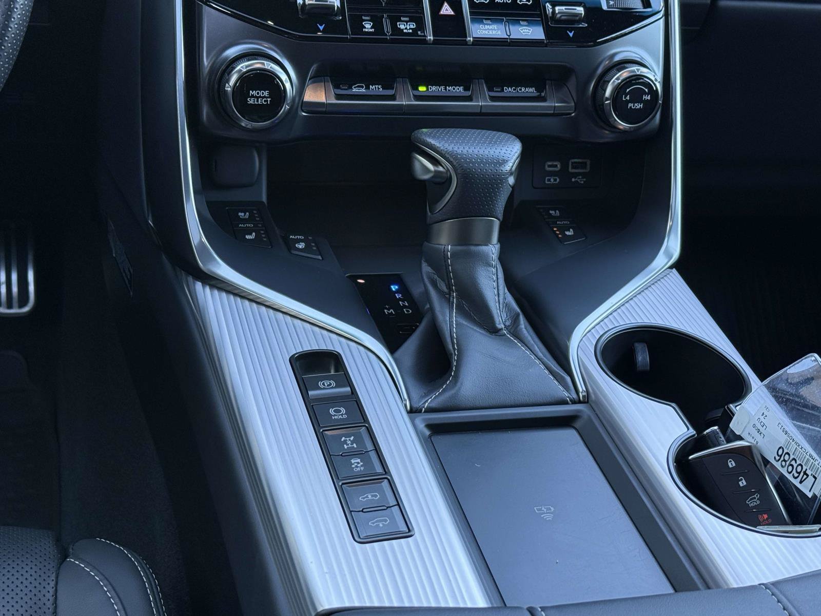 Used 2024 Lexus LX 600 F Sport AWD/4WD image 19