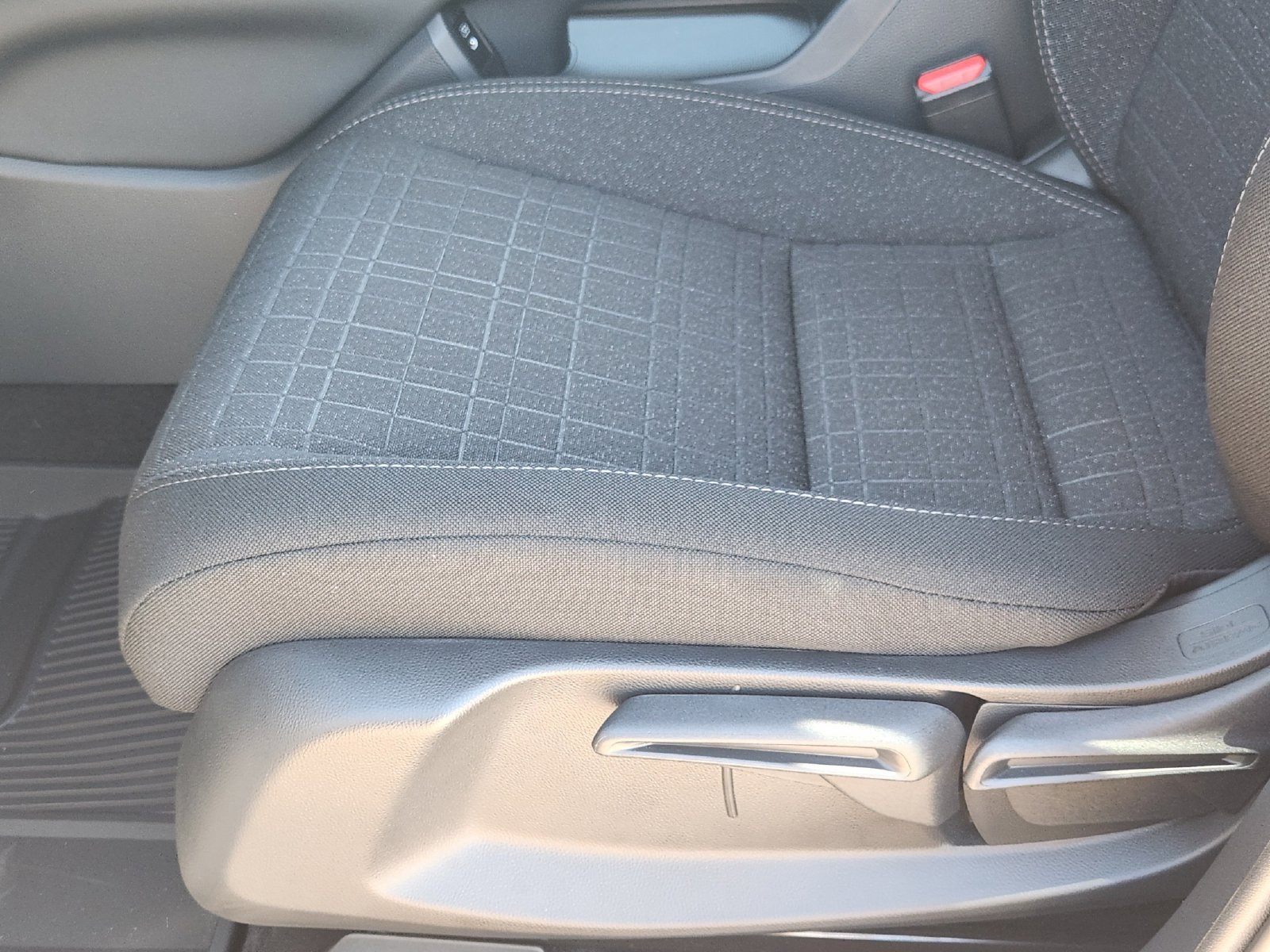 New 2027 Honda HR-V LX image 22