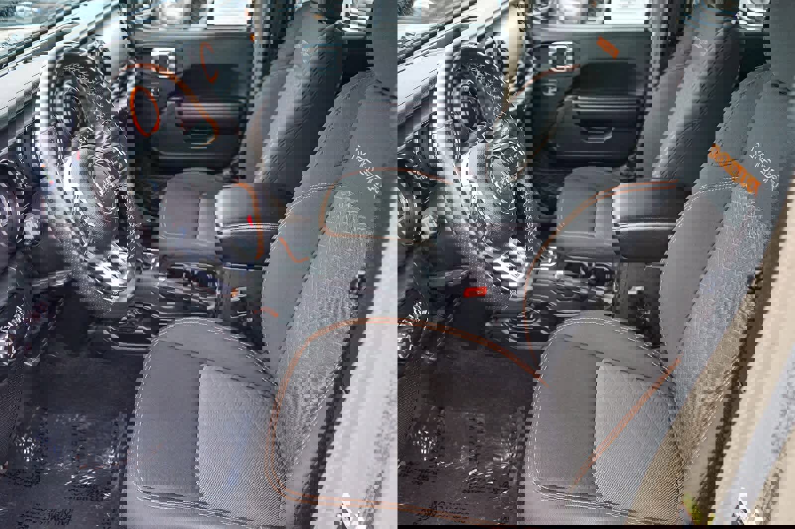 Used 2020 Jeep Gladiator Mojave image 15