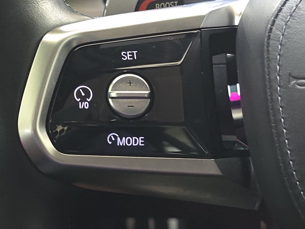 Certified 2023 BMW 740i RWD image 20