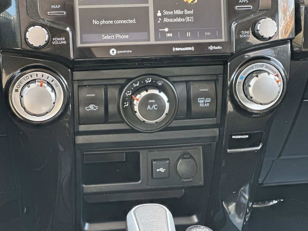 Used 2024 Toyota 4Runner TRD Off-Road image 12