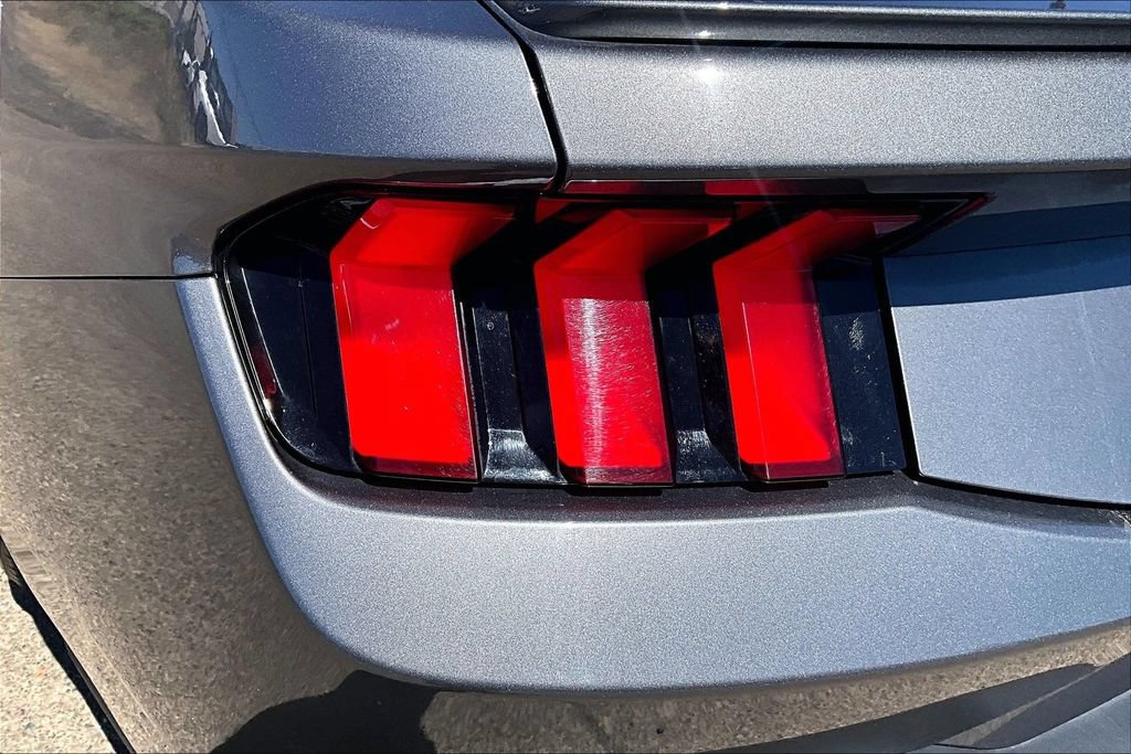 Used 2024 Ford Mustang Premium RWD image 27