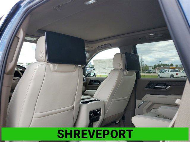 New 2026 GMC Yukon Denali w/ Denali Reserve Package image 10