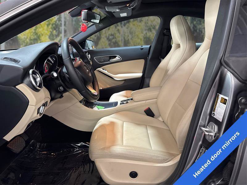 Used 2015 Mercedes-Benz CLA 250 4MATIC image 9