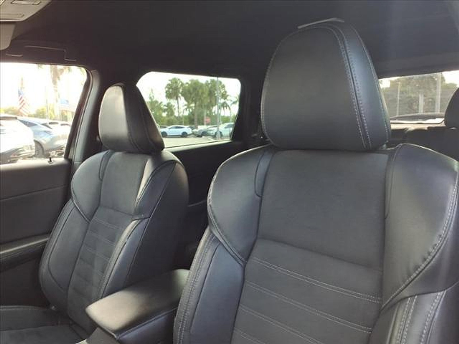 Used 2023 Mitsubishi Outlander SE Black Edition image 16