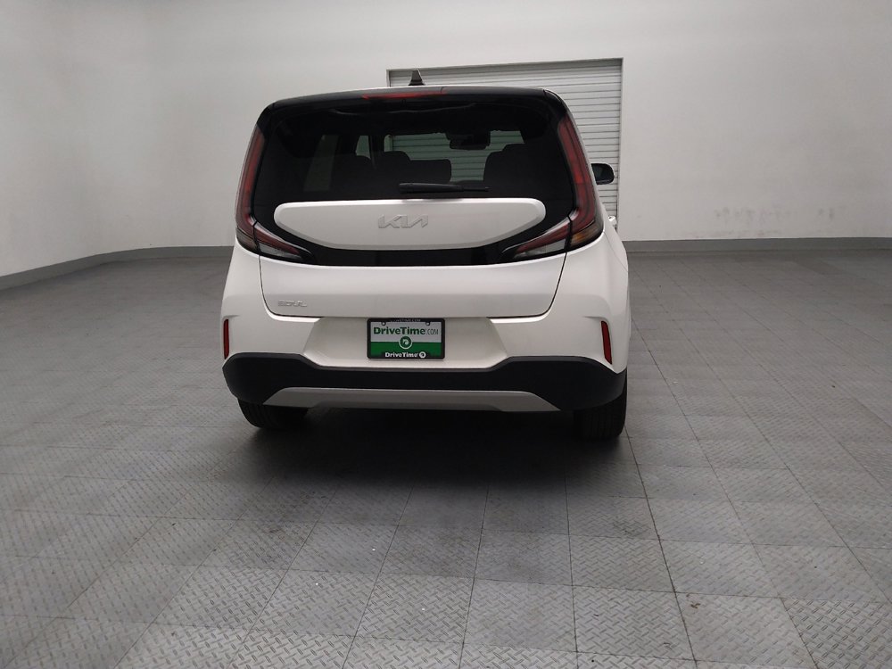 Used 2024 Kia Soul LX w/ Option Group 015 image 7