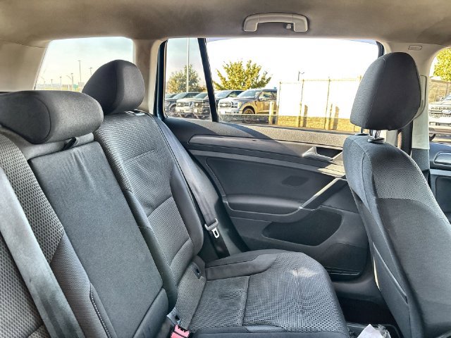 Used 2019 Volkswagen Golf S FWD image 16
