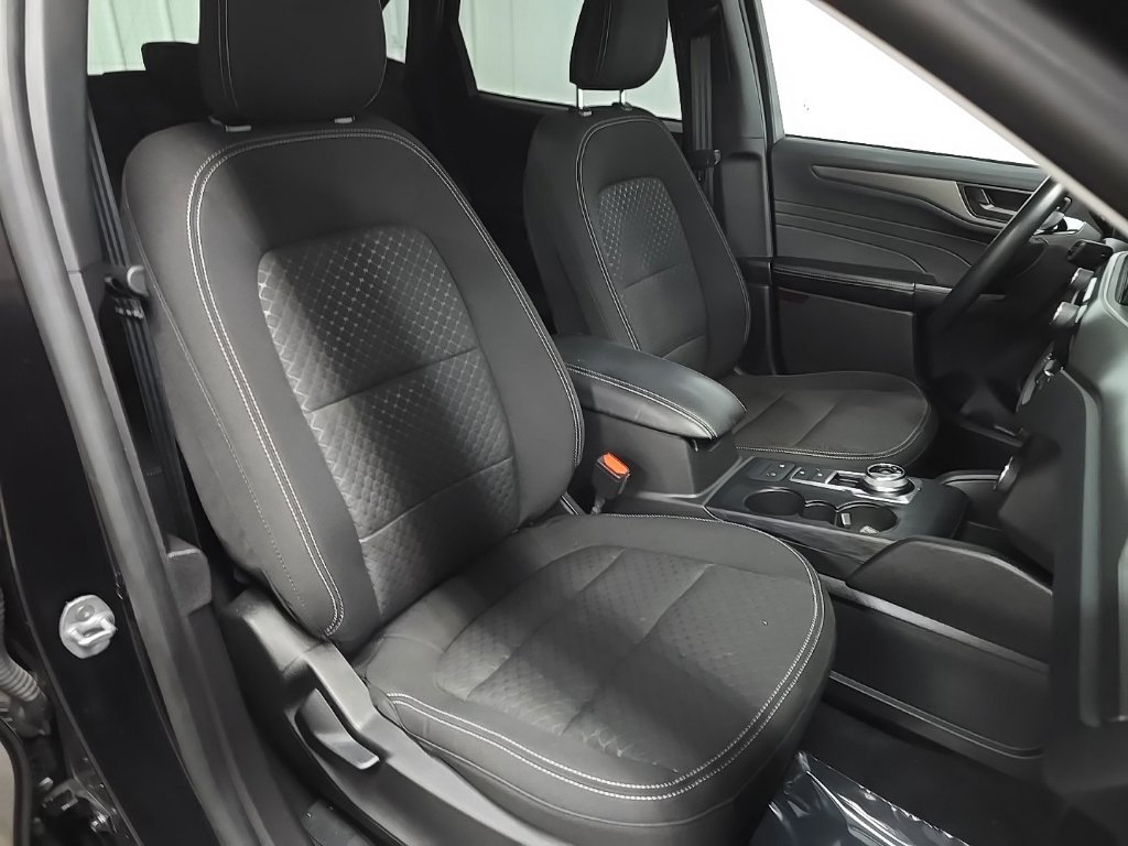 Certified 2023 Ford Escape Active AWD/4WD image 15