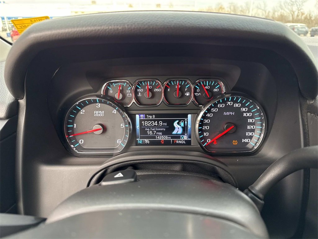 Used 2020 Chevrolet Suburban Premier image 14