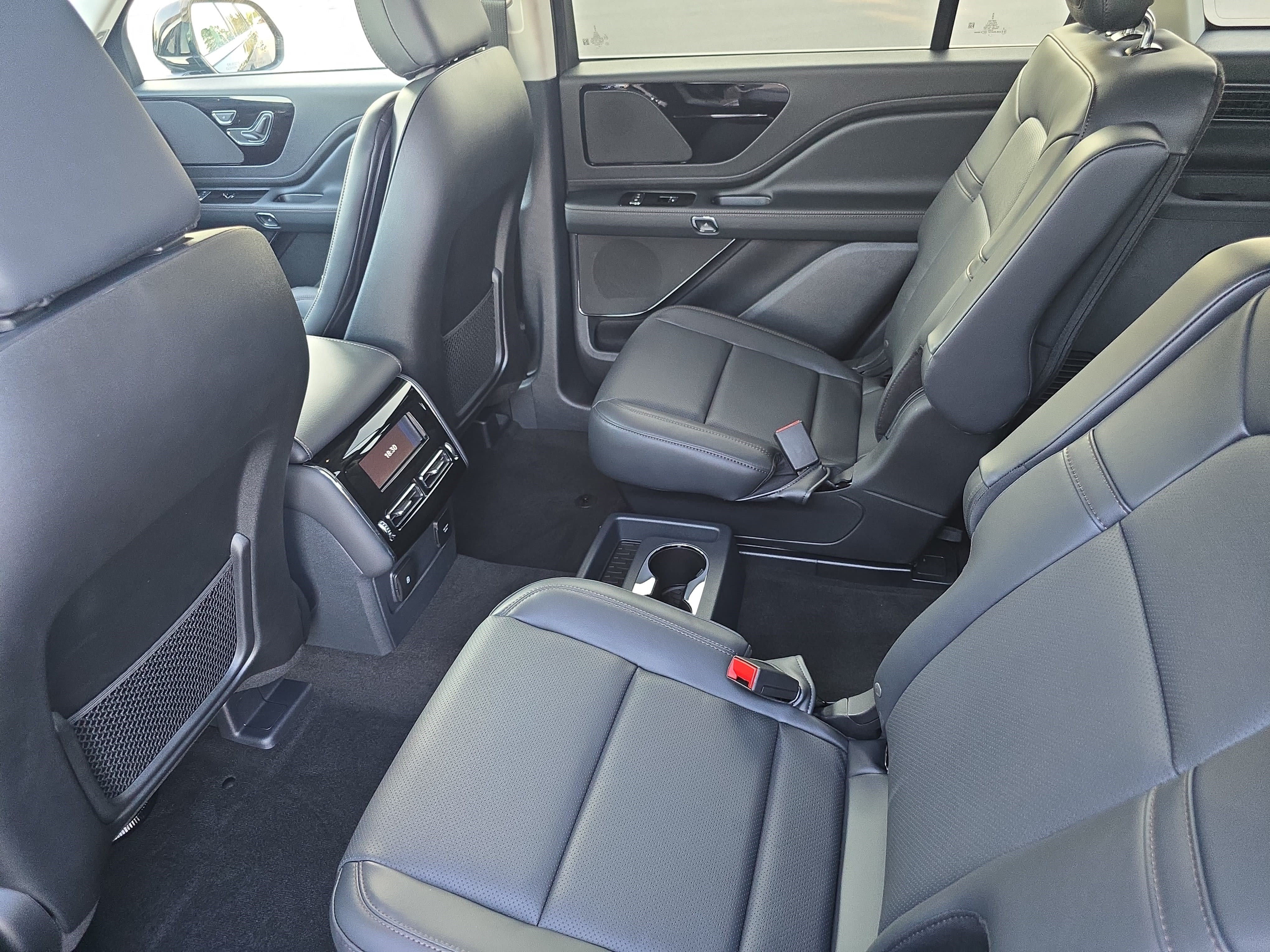 New 2026 Lincoln Aviator 2WD image 15