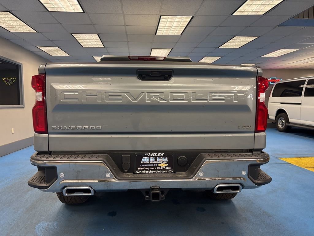 New 2026 Chevrolet Silverado 1500 LTZ w/ Technology Package AWD/4WD image 7
