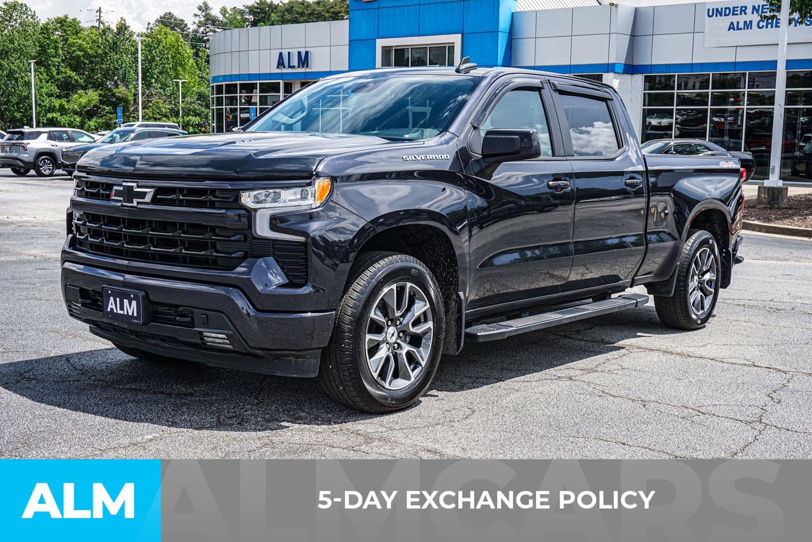 Used 2023 Chevrolet Silverado 1500 RST w/ Protection Package AWD/4WD image 5