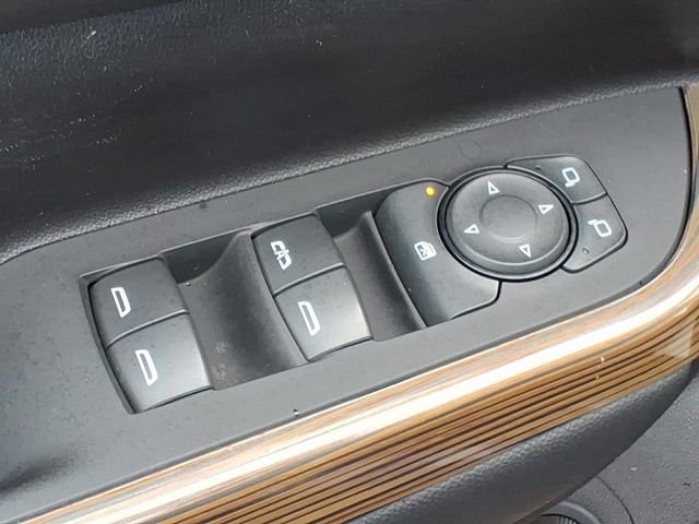 Used 2023 GMC Acadia SLE w/ Driver Convenience Package image 16