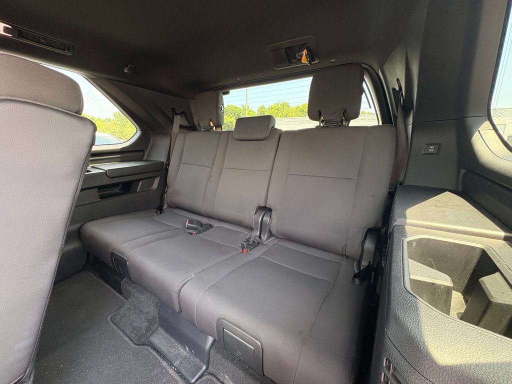 Used 2025 Toyota Sequoia SR5 AWD/4WD image 27