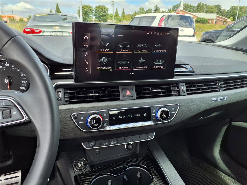 Used 2021 Audi A4 2.0T Premium image 11