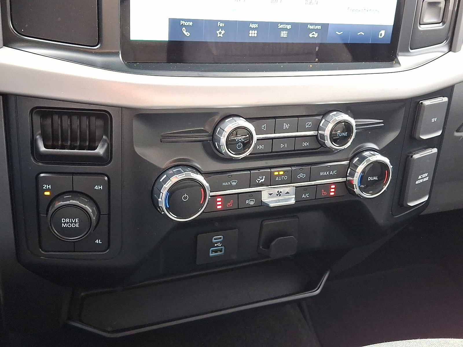 Certified 2022 Ford F150 XLT w/ Equipment Group 302A High image 18