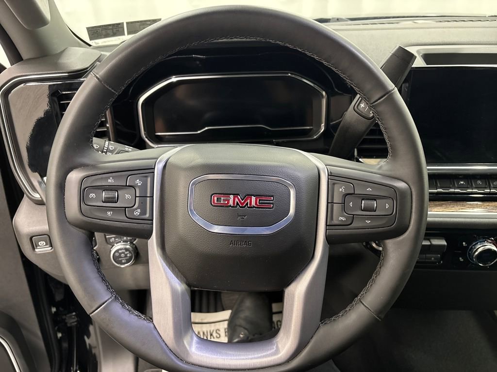 Used 2025 GMC Sierra 1500 Elevation image 14