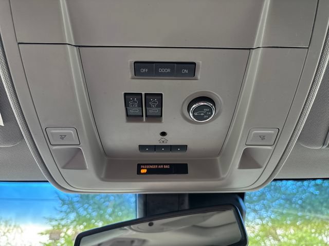 Used 2017 Chevrolet Tahoe Premier AWD/4WD image 14
