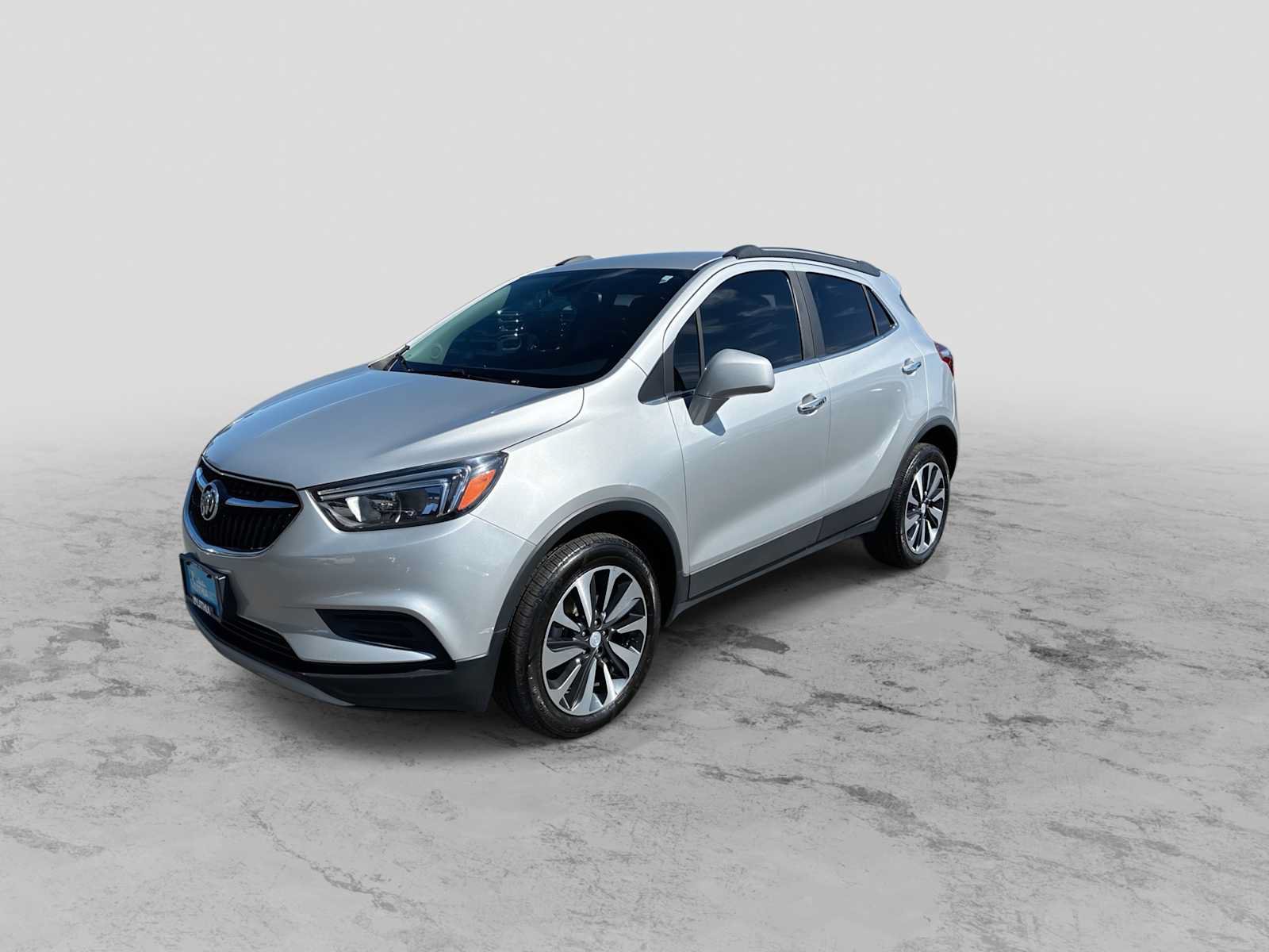 Used 2021 Buick Encore Preferred AWD/4WD image 4