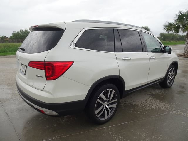 Used 2017 Honda Pilot Touring image 4