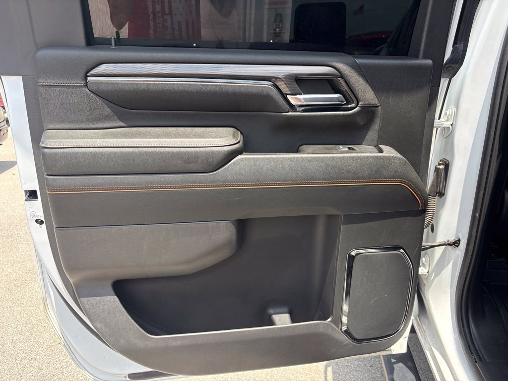 Used 2024 GMC Sierra 2500 AT4 w/ AT4 Preferred Package AWD/4WD image 37