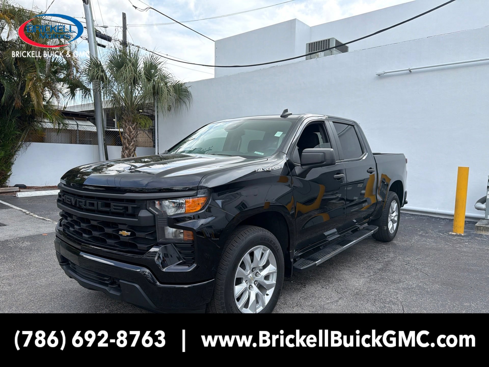 Used 2022 Chevrolet Silverado 1500 Custom RWD image 1